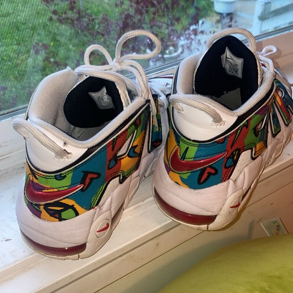 Nike Air More Uptempo “Peace, Love, Basketball” - Picture 3 of 4